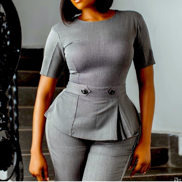 DONNA MAISON 2 PIECE SUIT IN GREY - Picture 2 of 4